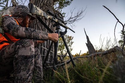 Heavy-Duty Camo Shooting Tripod – Aluminum Frame, 360° Clamp, Adjustable Legs, Bubble Level, Hands-Free Stability for Hunting